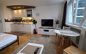 Like Home Flat B